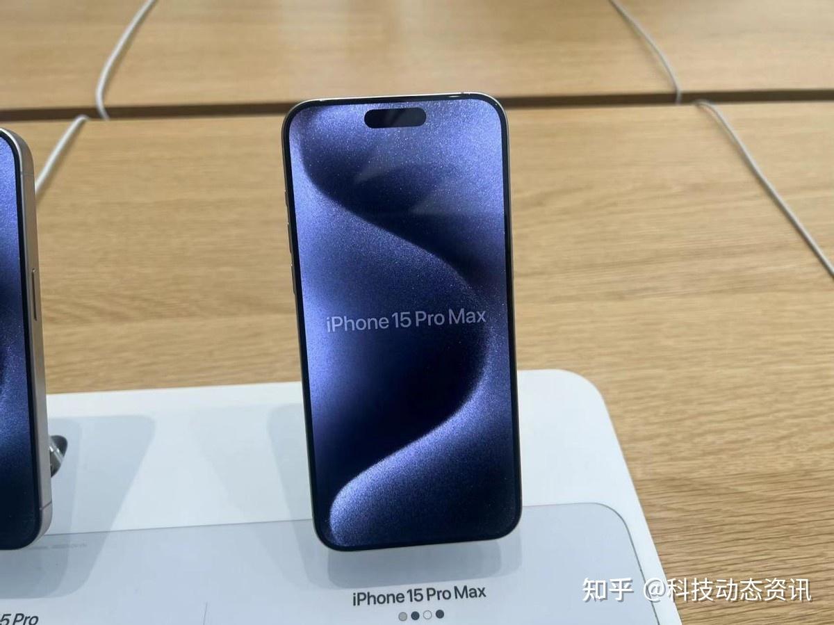 安卓版iphonemax安卓x13max手机是什么牌子的